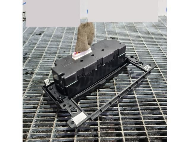 bontott RENAULT KOLEOS Fűtéskapcsoló