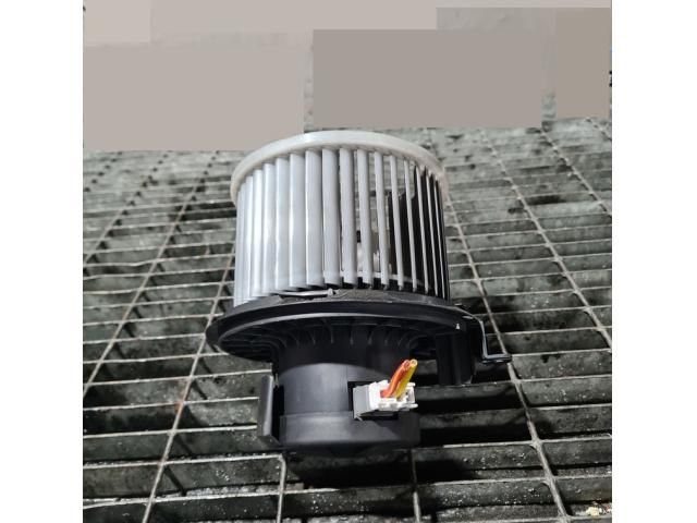 bontott RENAULT KOLEOS Fűtőmotor (Klímás)