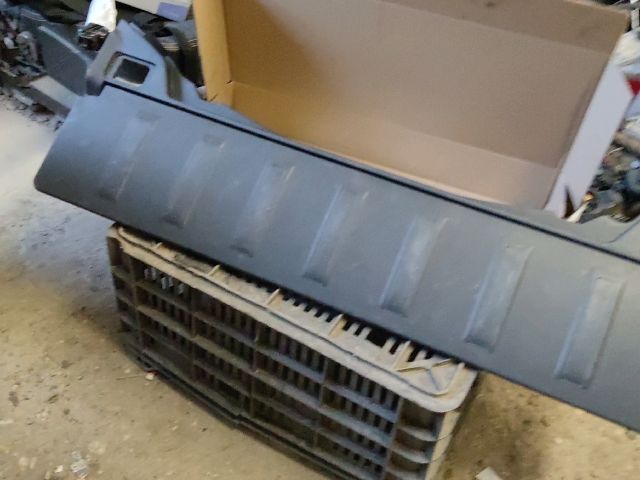 bontott RENAULT KOLEOS Hátfal Burkolat