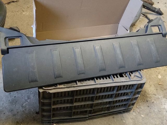 bontott RENAULT KOLEOS Hátfal Burkolat