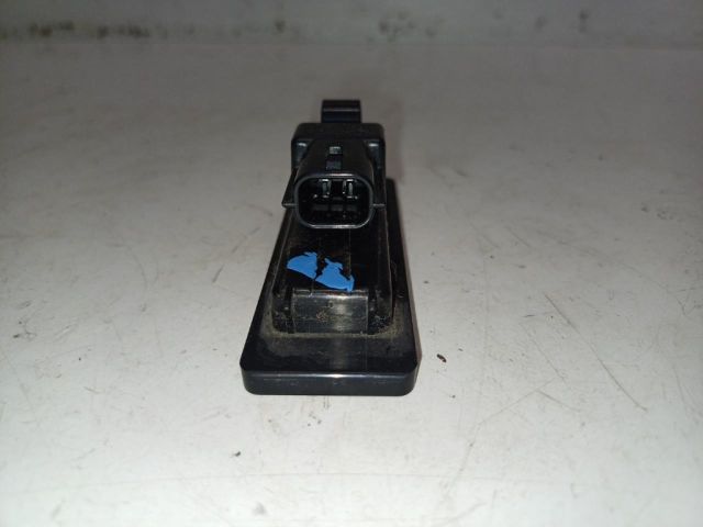 bontott RENAULT KOLEOS Hátsó Rendszámtábla Világítás