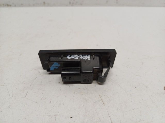 bontott RENAULT KOLEOS Hátsó Rendszámtábla Világítás