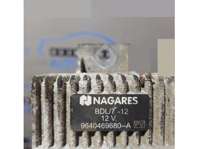 bontott RENAULT KOLEOS Izzító Relé