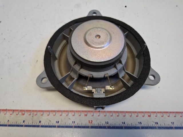 bontott RENAULT KOLEOS Jobb első Hangszóró