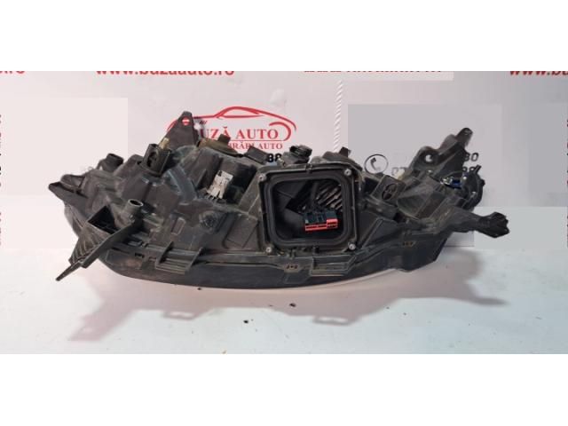 bontott RENAULT KOLEOS Jobb Fényszóró