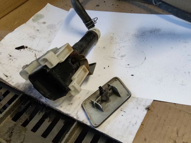 bontott RENAULT KOLEOS Jobb Fényszórómosó Fúvóka