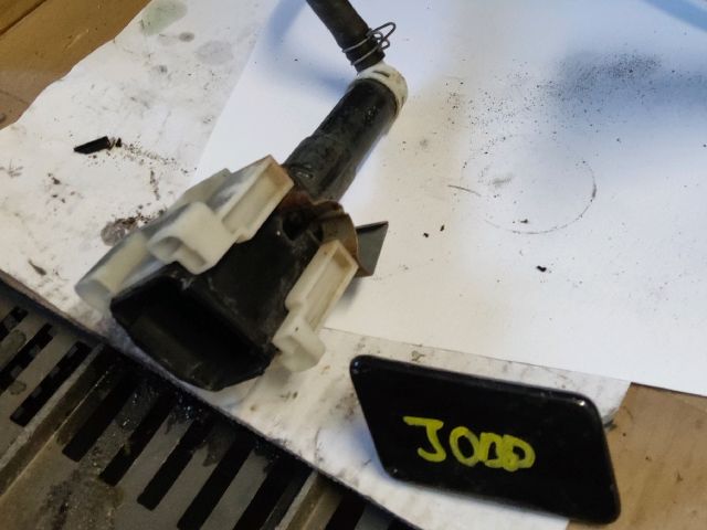 bontott RENAULT KOLEOS Jobb Fényszórómosó Fúvóka