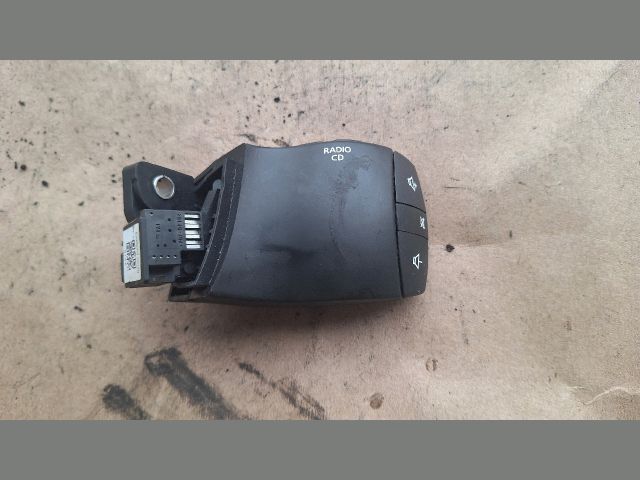 bontott RENAULT KOLEOS Jobb Multikormány Kapcsoló