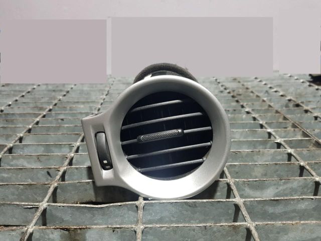 bontott RENAULT KOLEOS Jobb Szellőző