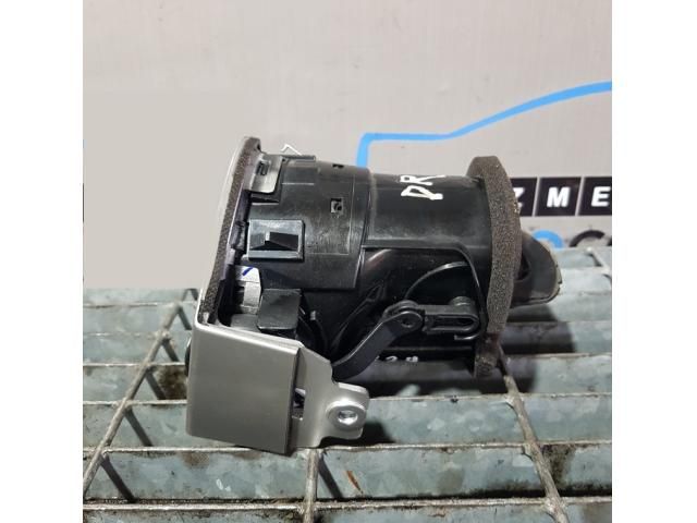 bontott RENAULT KOLEOS Jobb Szellőző