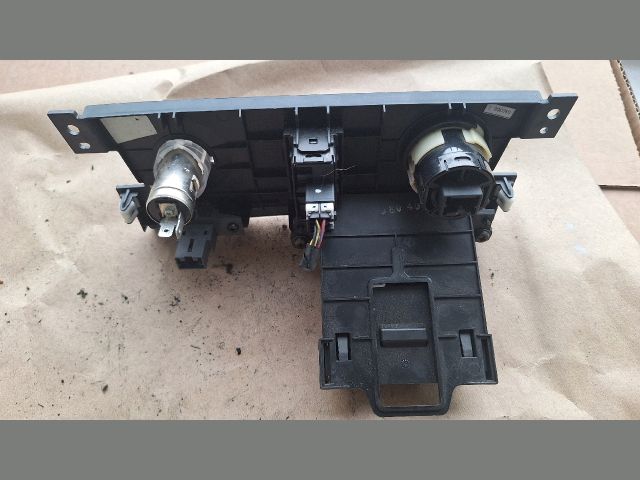 bontott RENAULT KOLEOS Kártyaolvasó