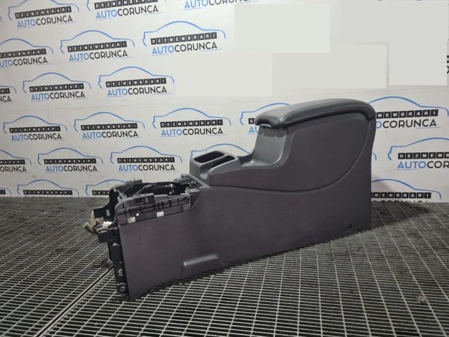 bontott RENAULT KOLEOS Könyöklő