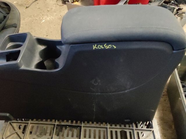 bontott RENAULT KOLEOS Könyöklő