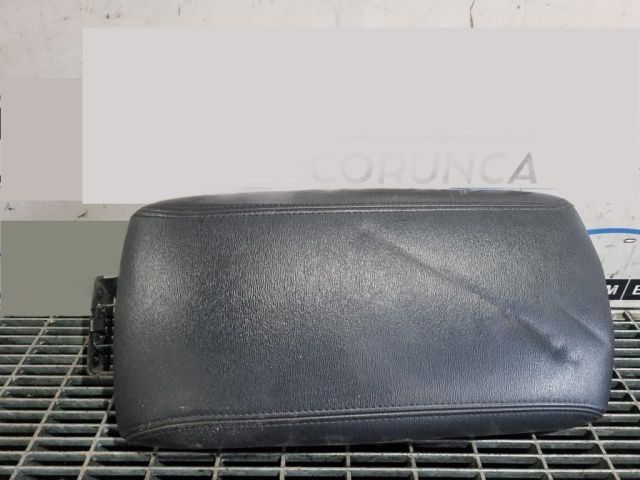 bontott RENAULT KOLEOS Könyöklő