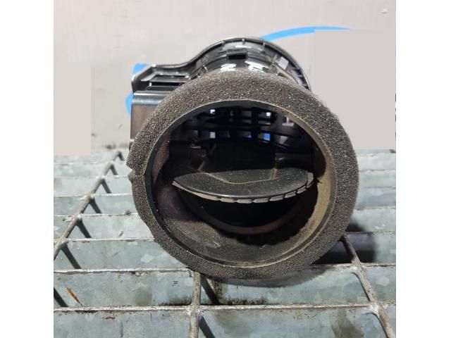 bontott RENAULT KOLEOS Középső Szellőző