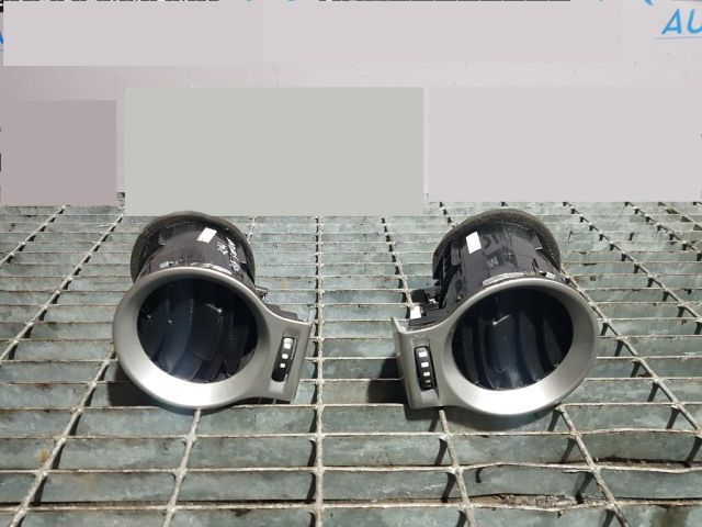 bontott RENAULT KOLEOS Középső Szellőző