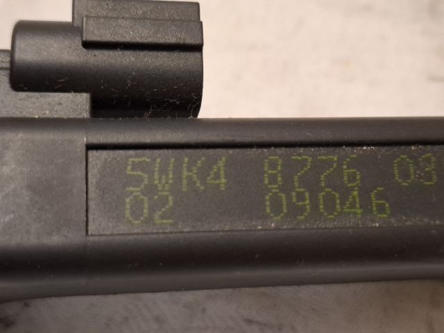 bontott RENAULT KOLEOS Kulcs Nélküli Nyitás Jeladó