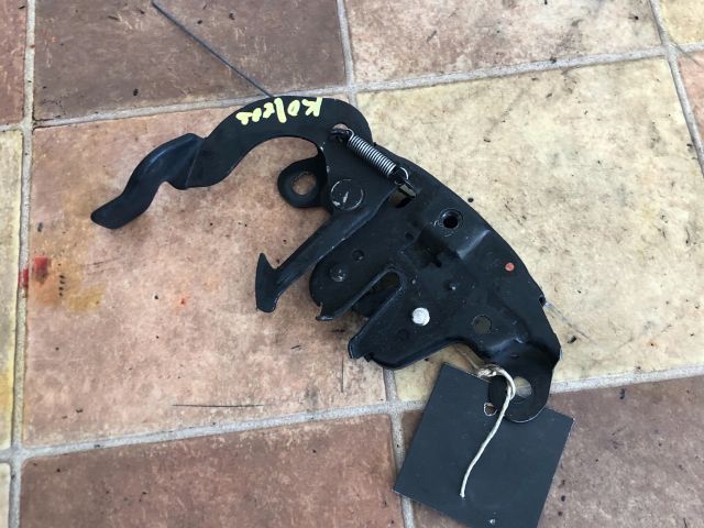 bontott RENAULT KOLEOS Motorháztető Zárszerkezet