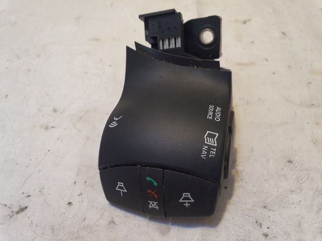 bontott RENAULT KOLEOS Rádió / CD Kapcsoló