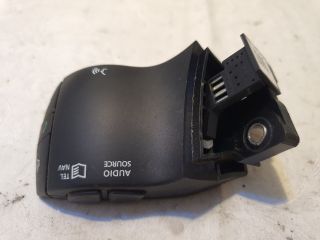 bontott RENAULT KOLEOS Rádió / CD Kapcsoló