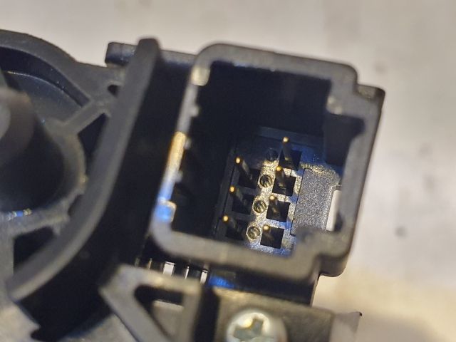 bontott RENAULT KOLEOS Rádió / CD Kapcsoló