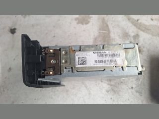 bontott RENAULT KOLEOS Rádió / CD