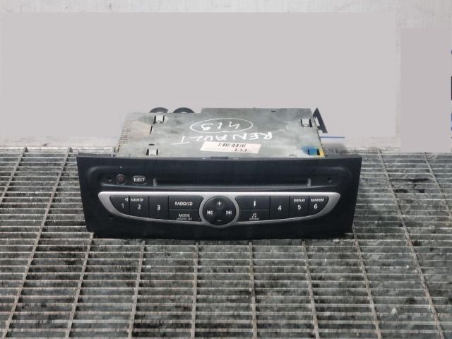 bontott RENAULT KOLEOS Rádió / CD