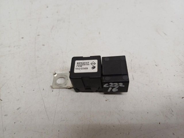 bontott RENAULT KOLEOS Rádió Zavarszűrő