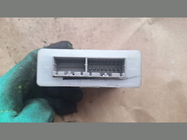 bontott RENAULT KOLEOS Riasztó Központ