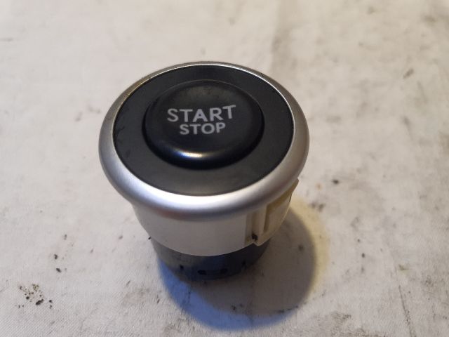 bontott RENAULT KOLEOS Start / Stop Indító Gomb