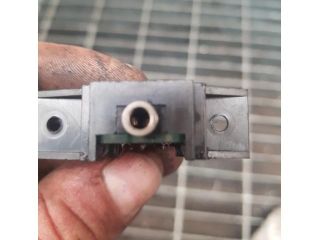 bontott RENAULT KOLEOS USB Aljzat