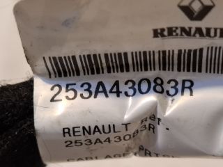 bontott RENAULT KOLEOS USB Aljzat