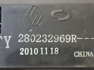 bontott RENAULT KOLEOS USB Aljzat