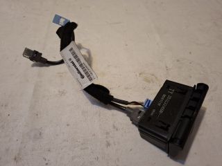 bontott RENAULT KOLEOS USB Aljzat