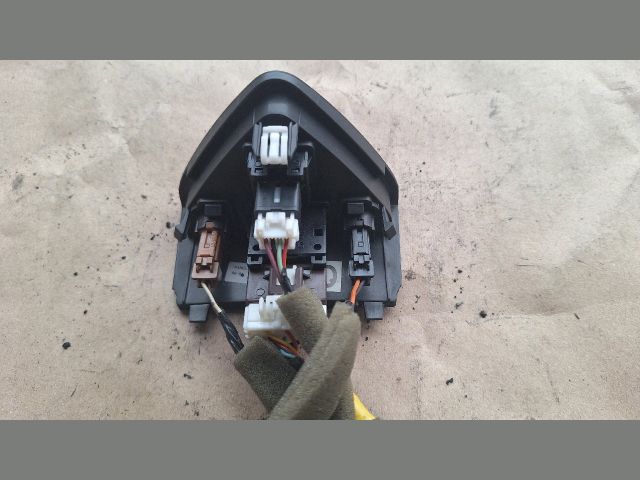 bontott RENAULT KOLEOS Vészvillogó Kapcsoló