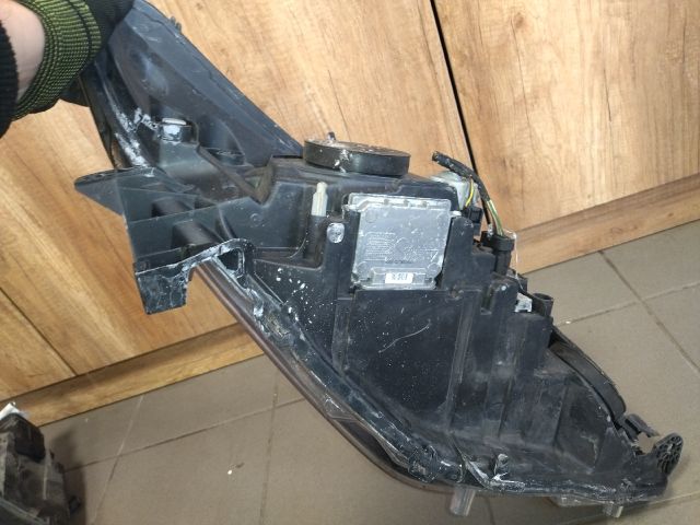 bontott RENAULT LAGUNA COUPE Bal Xenon Fényszóró