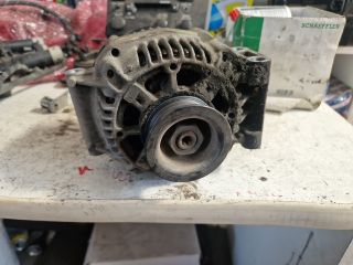 bontott RENAULT LAGUNA I Generátor