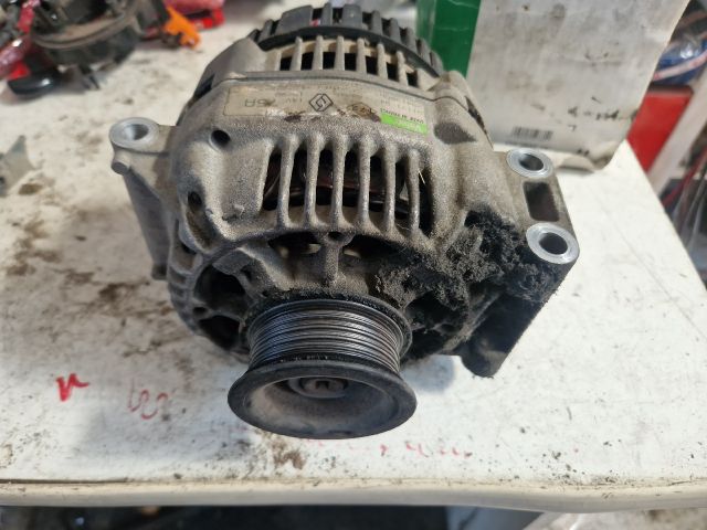 bontott RENAULT LAGUNA I Generátor