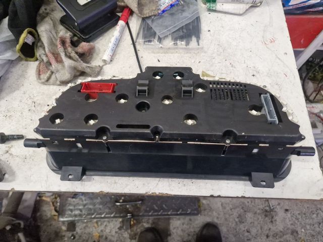 bontott RENAULT LAGUNA I Kilométeróra