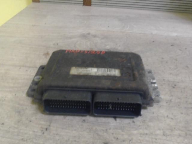 bontott RENAULT LAGUNA I Motorvezérlő