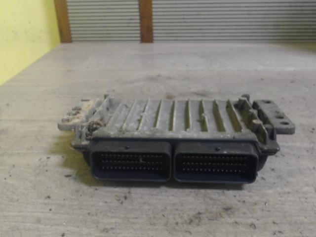 bontott RENAULT LAGUNA I Motorvezérlő