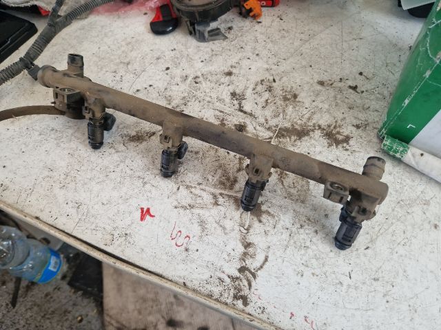 bontott RENAULT LAGUNA I Porlasztó Sor / Híd