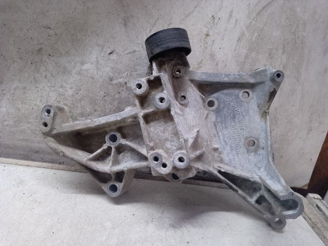 bontott RENAULT LAGUNA I Generátor Tartó Bak