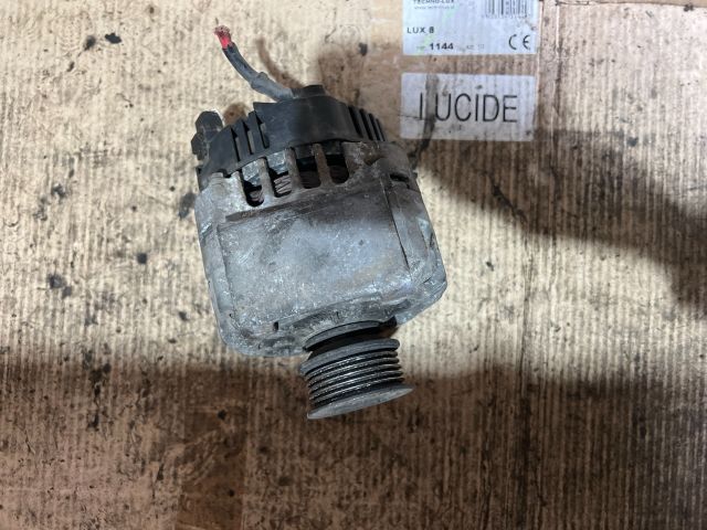 bontott RENAULT LAGUNA I Generátor