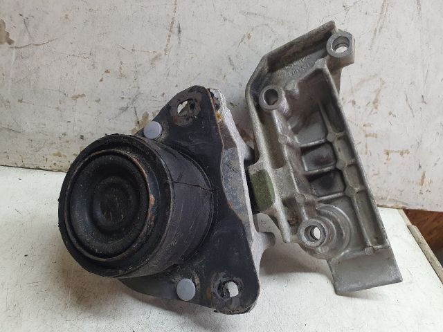 bontott RENAULT LAGUNA I Motor Tartó Bak (Fém)