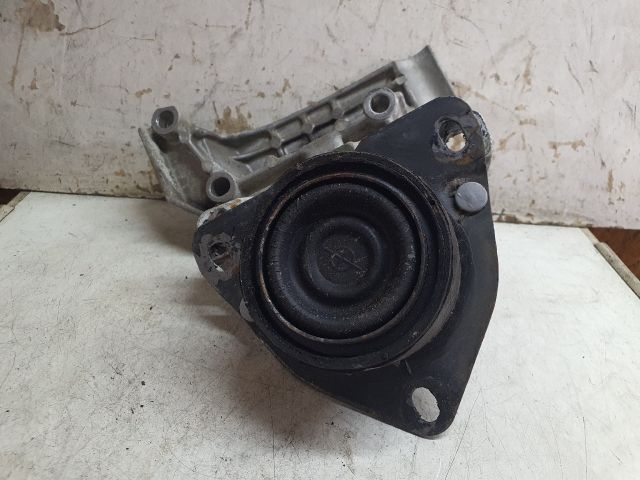 bontott RENAULT LAGUNA I Motor Tartó Bak (Fém)