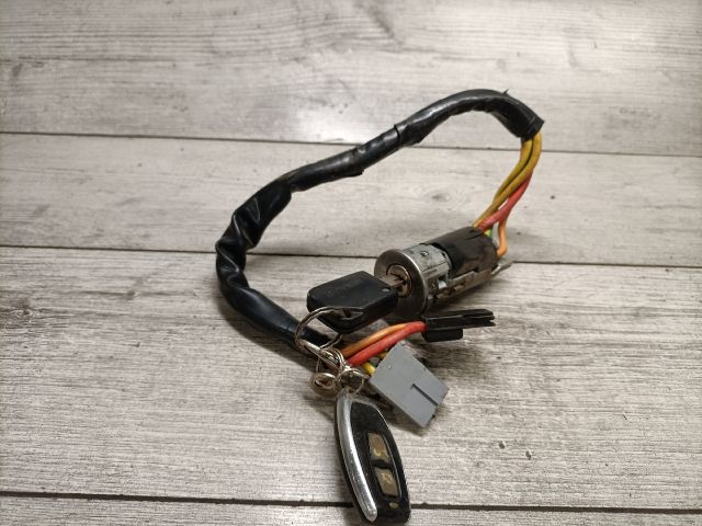 bontott RENAULT LAGUNA I Gyújtáskapcsoló