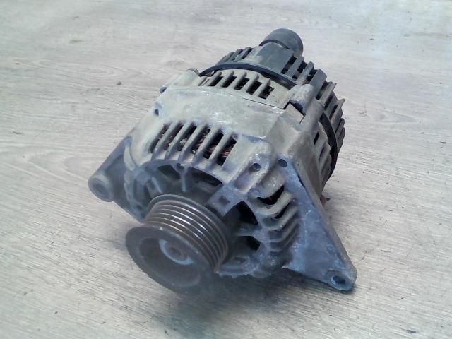 bontott RENAULT LAGUNA I Generátor