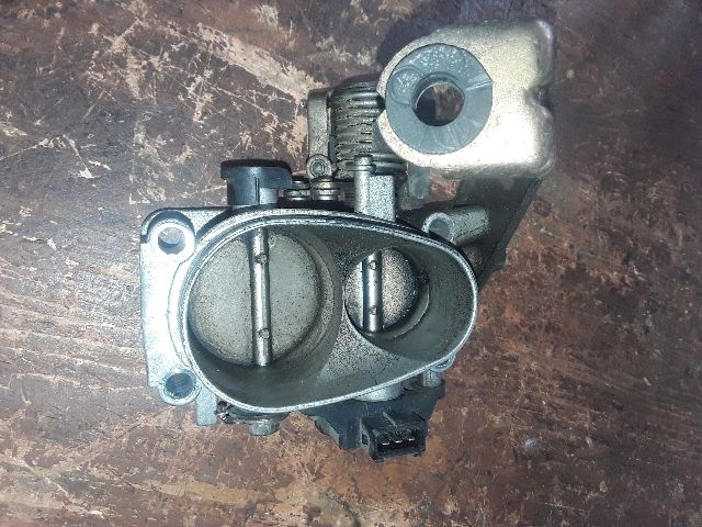 bontott RENAULT LAGUNA I Fojtószelep (Mechanikus)