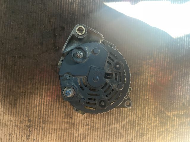 bontott RENAULT LAGUNA I Generátor